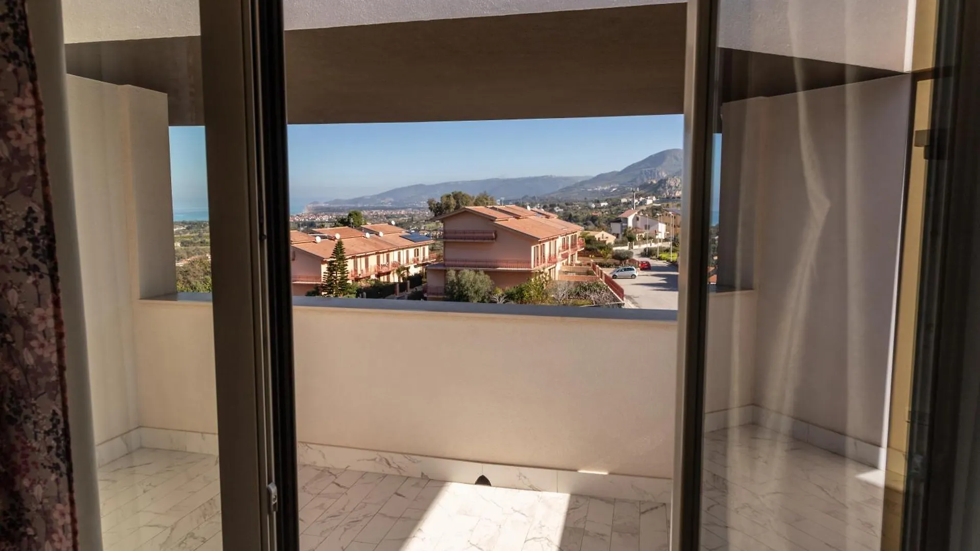 Residence Villa Nebros SantʼAgata di Militello 0*,  Italia